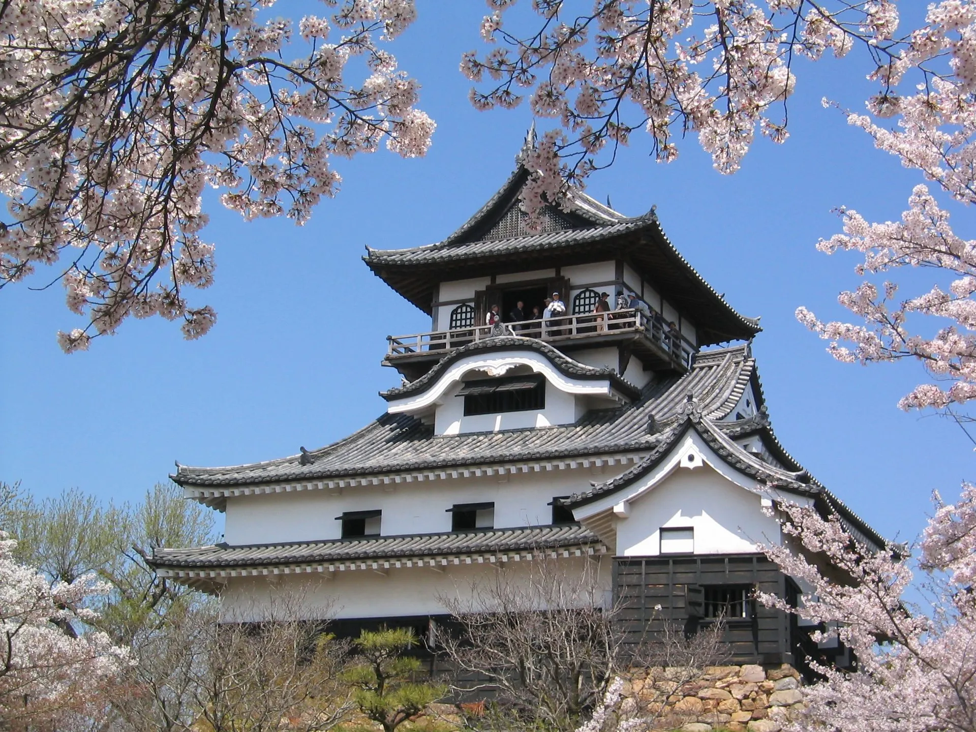 犬山温泉の風景