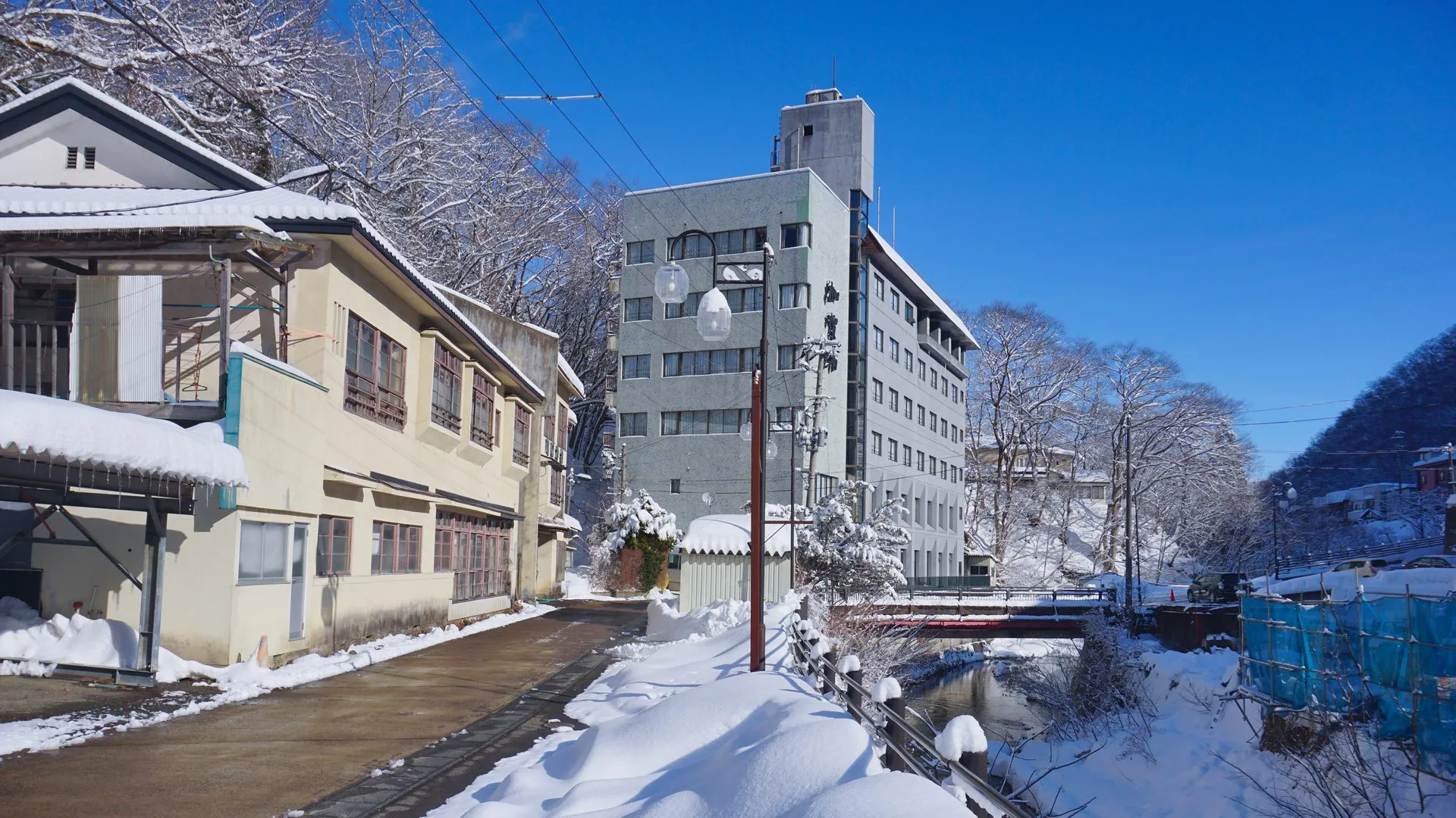鶯宿温泉の風景