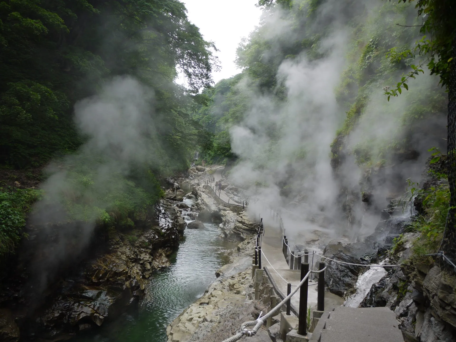小安峡温泉の風景