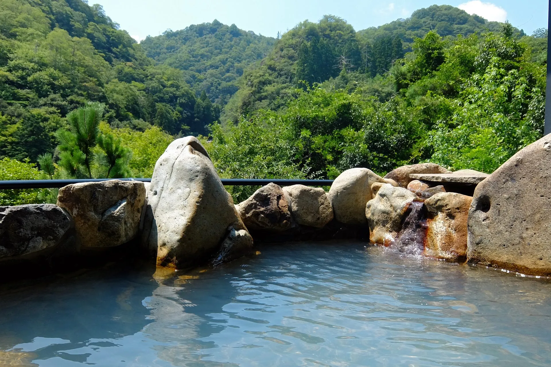 武田尾温泉の風景