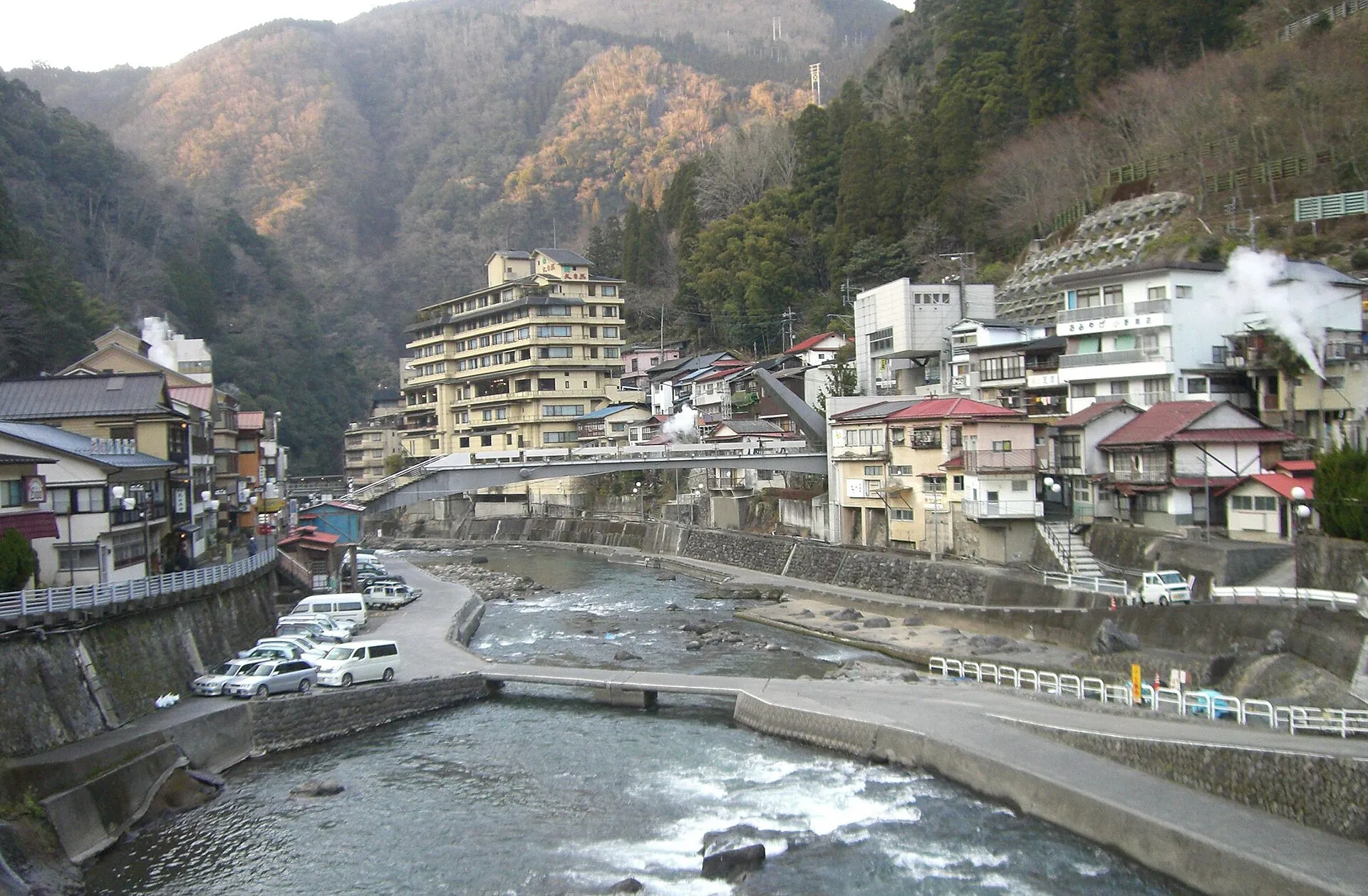 杖立温泉の風景